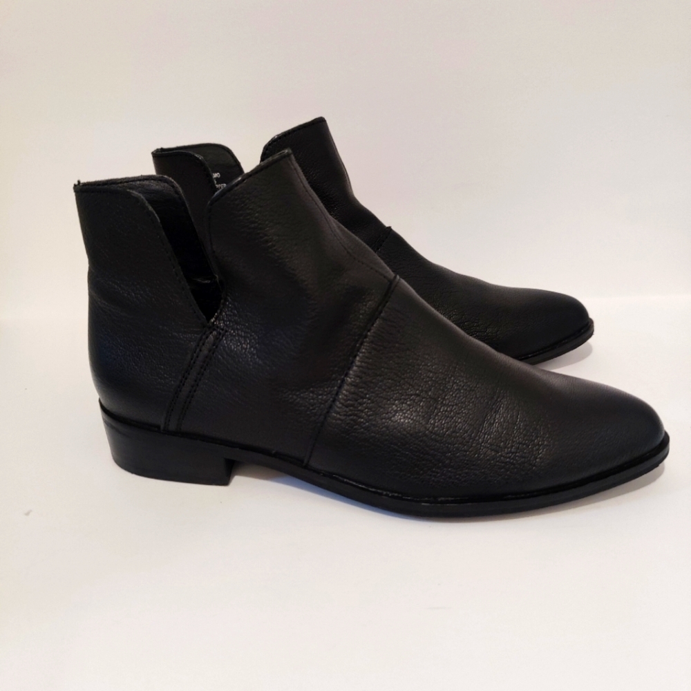 Lucky Brand Paramo Black Leather Booties